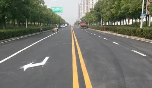 道路劃線的標(biāo)準(zhǔn)尺寸，道路劃線的寬度是多少？