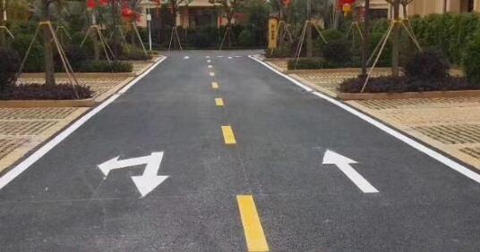 廠區(qū)人行道劃線標準尺寸？