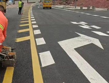 蘇州道路劃線施工，城市交通的無聲引導(dǎo)者