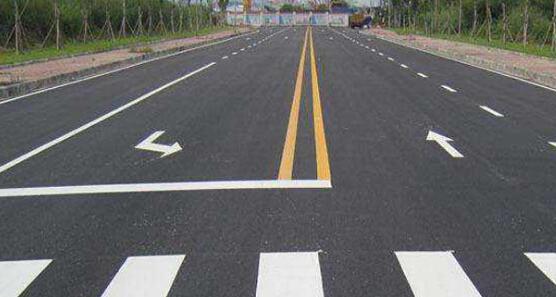 蘇州廠區(qū)道路劃線，資深客服在線服務(wù)