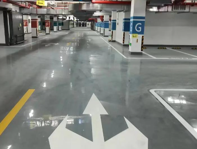 蘇州廠房地面劃線專業(yè)施工？筑牢工業(yè)安全的第一道防線